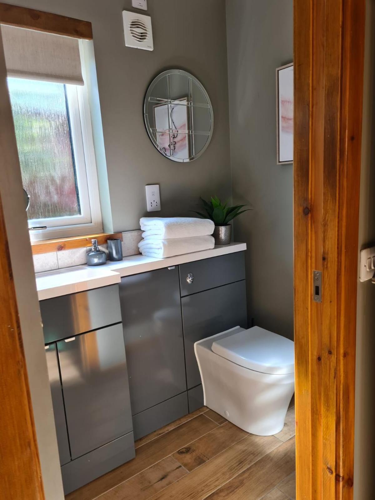 Ferienwohnung The Hide Ullapool Exterior foto