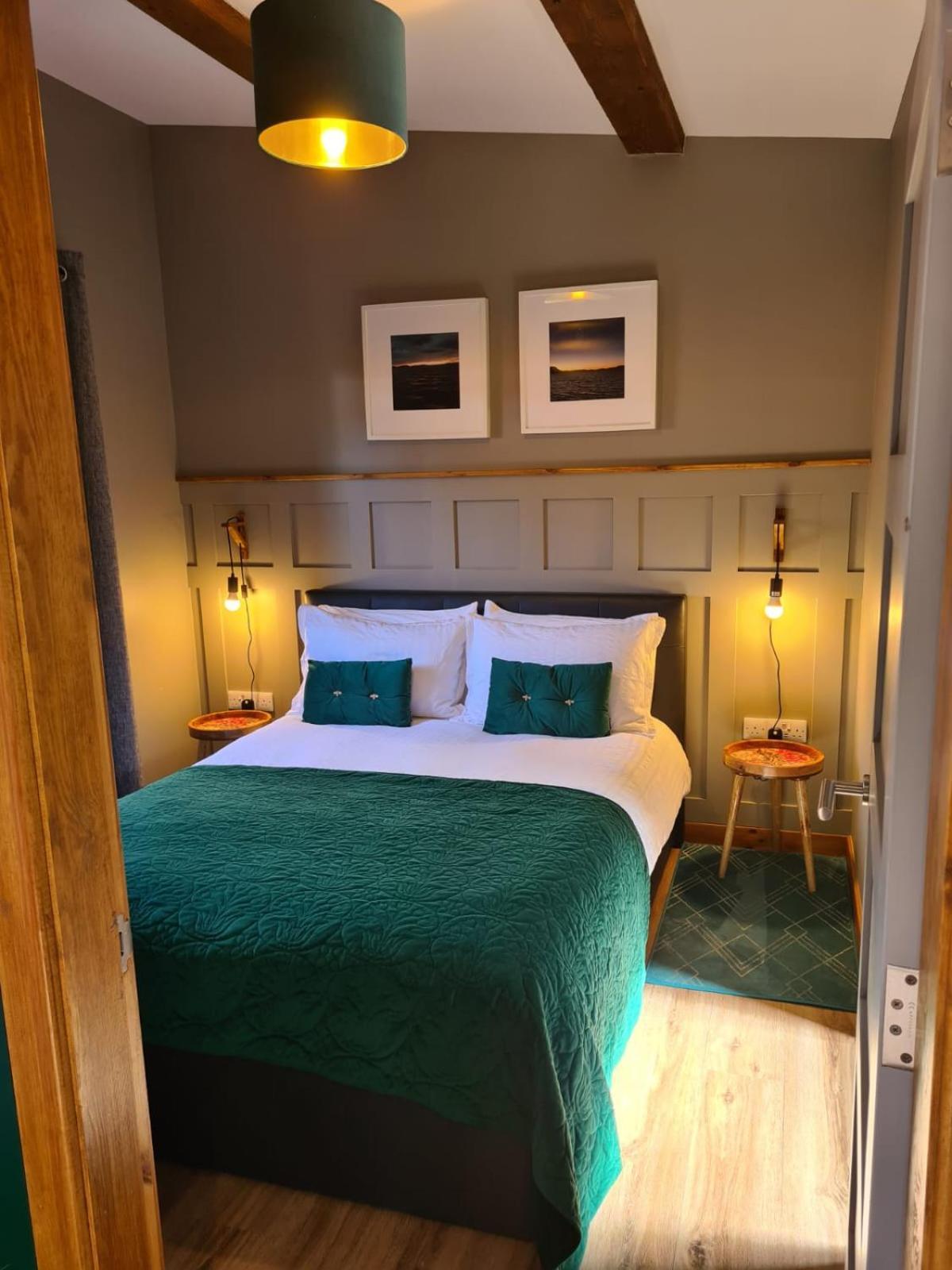 Ferienwohnung The Hide Ullapool Exterior foto